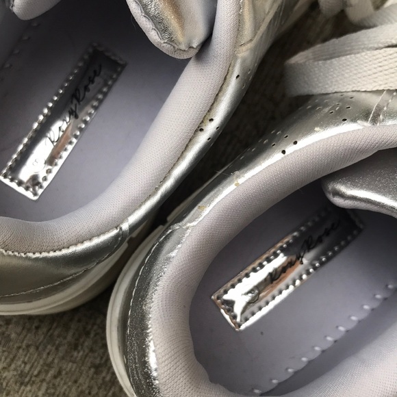 ROXY ROSE Platform Quilted Square Toe Sneaker - Picture 4 of 6